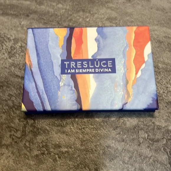 TRESLÚCE BEAUTY I Am Siempre Divina Set - Picture 4 of 5